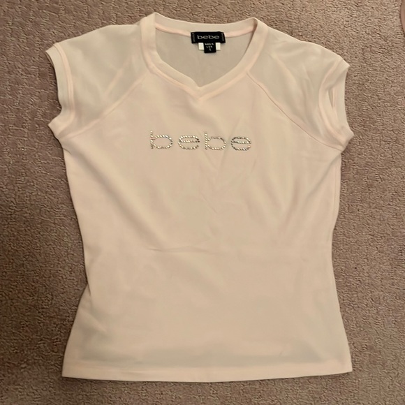 Y2K Bebe tshirt & levi jeans - Picture 2 of 7